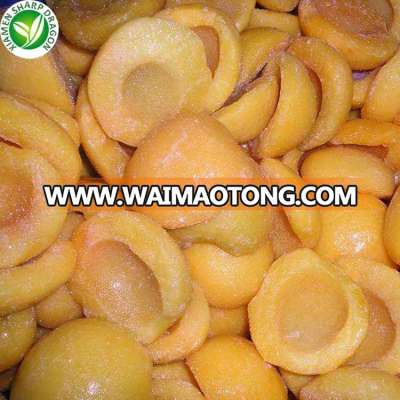 Delicious organic frozen IQF yellow peaches